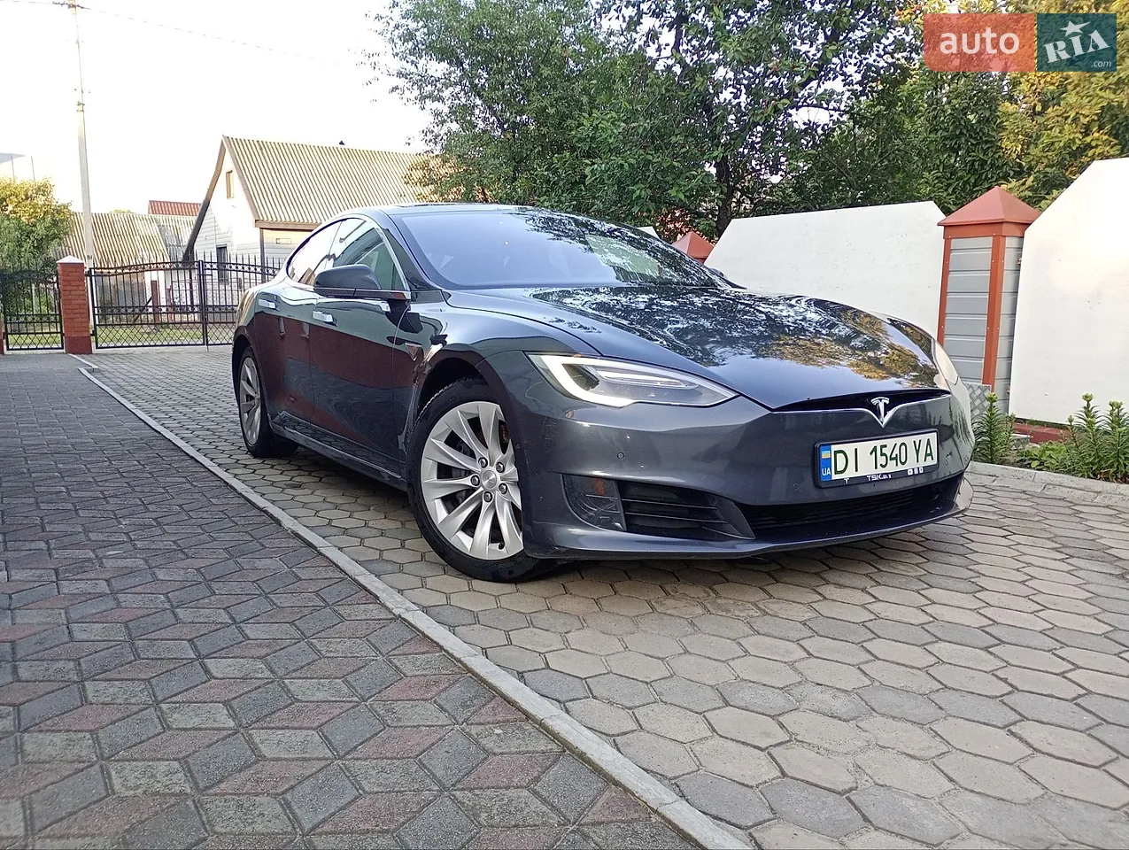 2016 Tesla Model S - мініатюра 24
