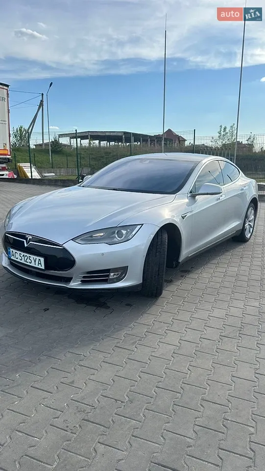 2015 Tesla Model S - мініатюра 22