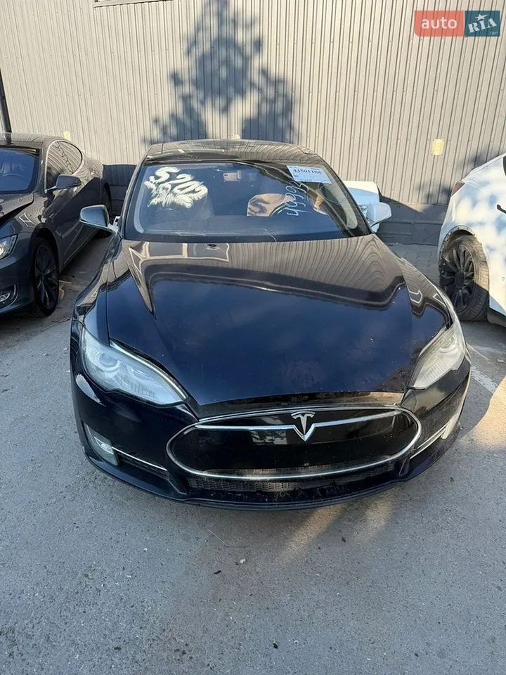 2014 Tesla Model S - мініатюра 20