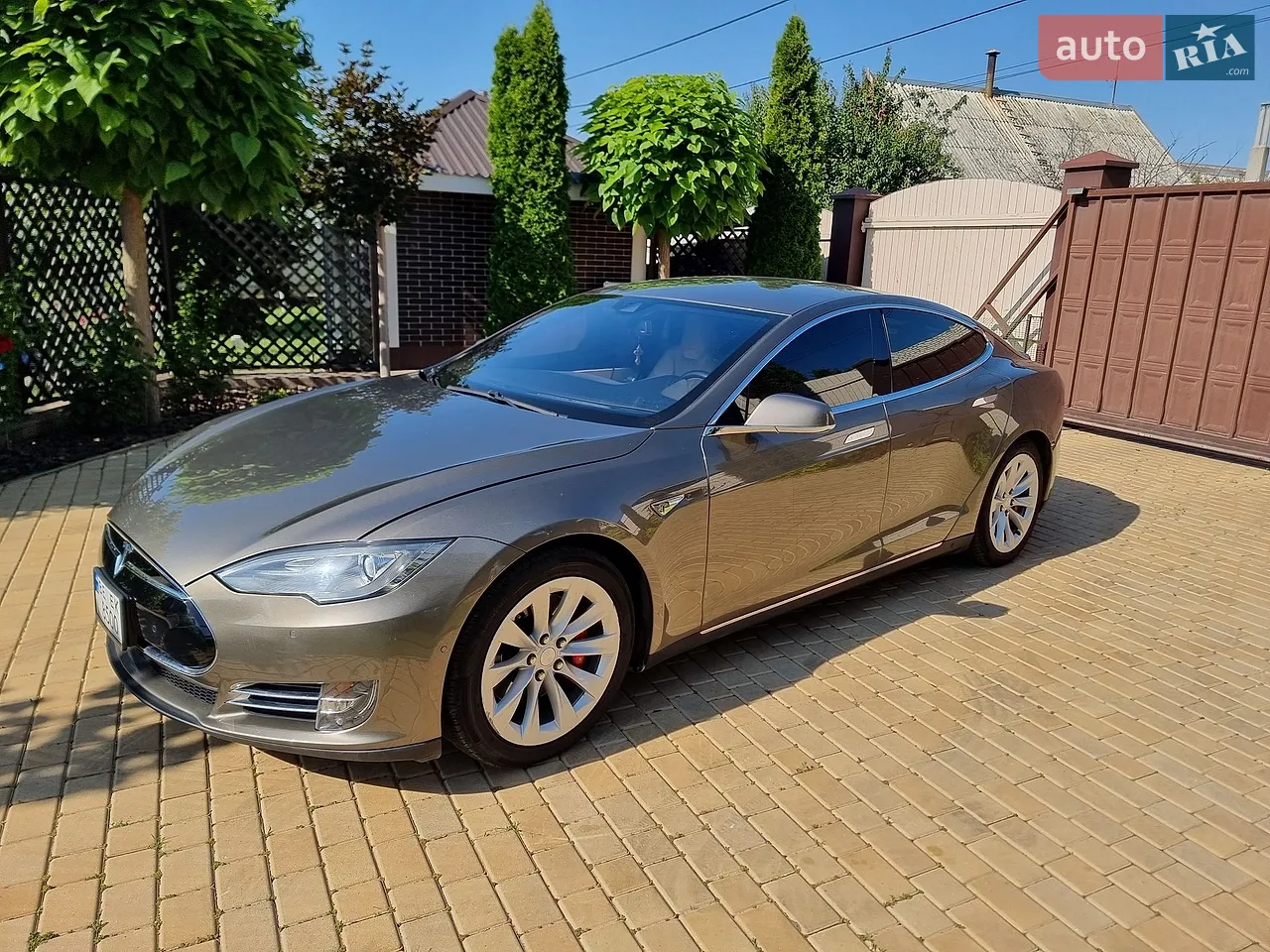 2015 Tesla Model S - мініатюра 33