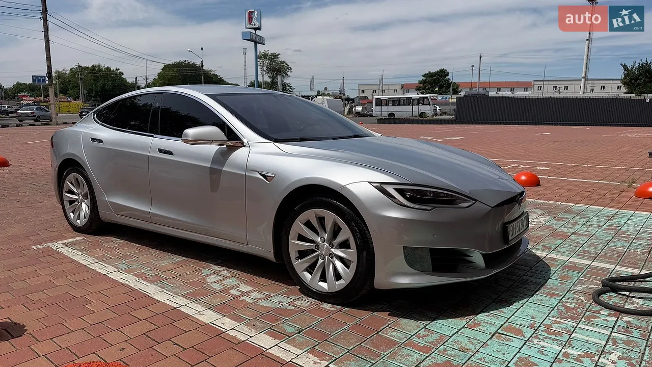 2016 Tesla Model S - мініатюра 23