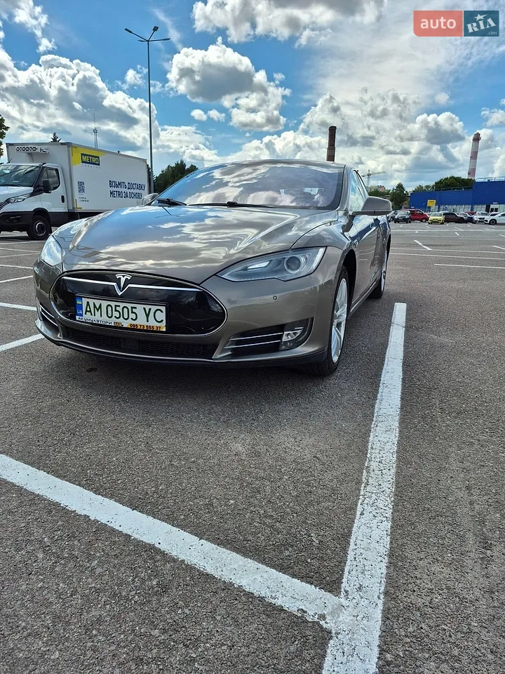 2015 Tesla Model S - мініатюра 34