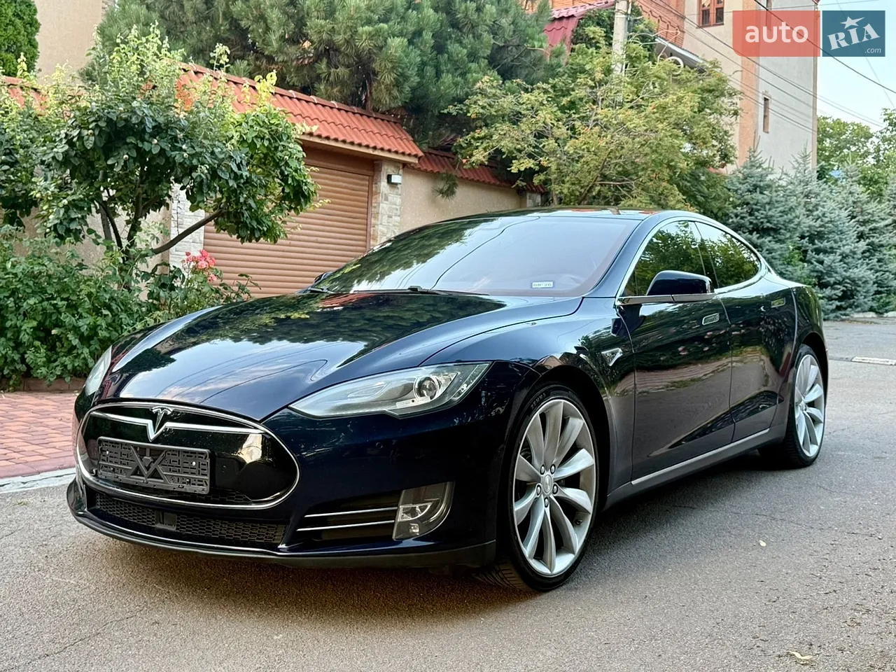 2015 Tesla Model S - мініатюра 20