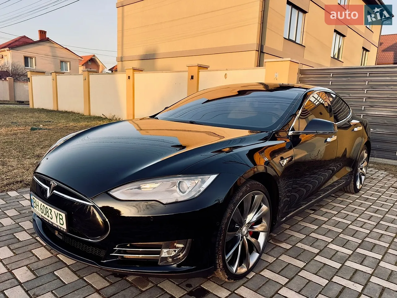 2014 Tesla Model S - мініатюра 26