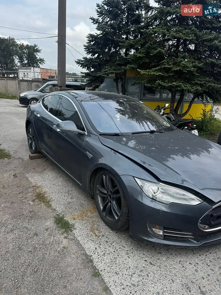 2013 Tesla Model S - мініатюра 5