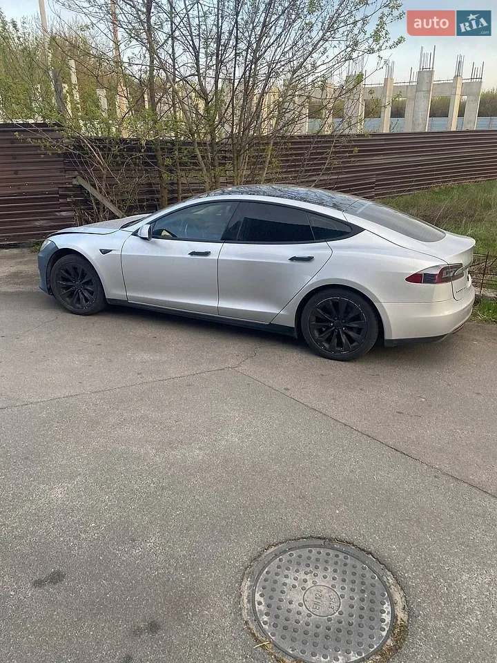 2013 Tesla Model S - мініатюра 11