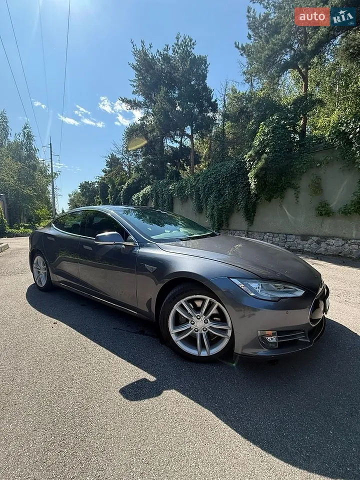 2013 Tesla Model S - мініатюра 28