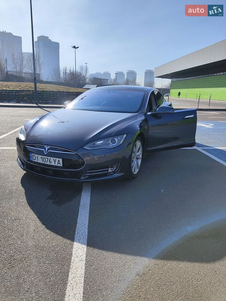 2015 Tesla Model S - мініатюра 14