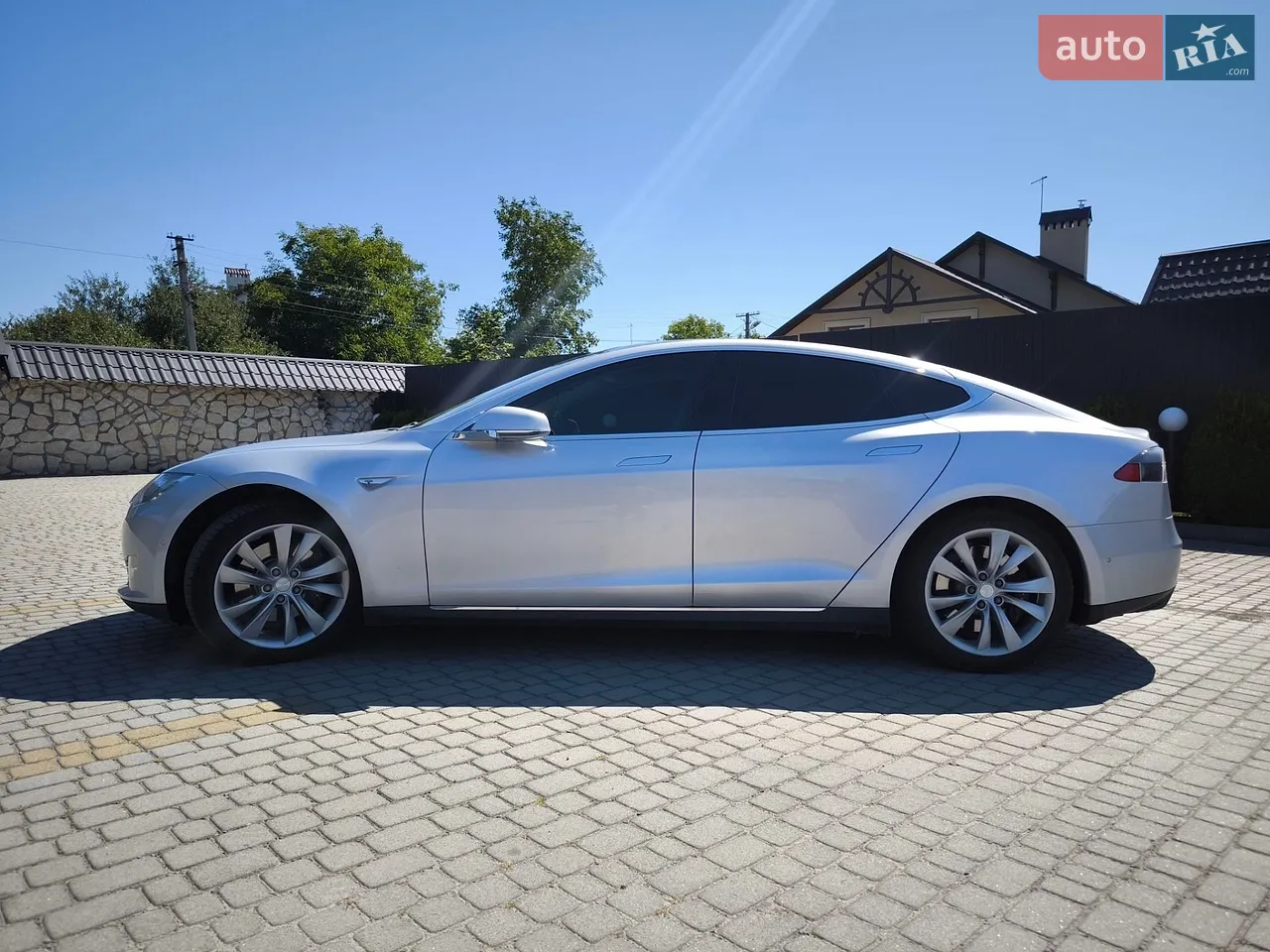 2014 Tesla Model S - мініатюра 16