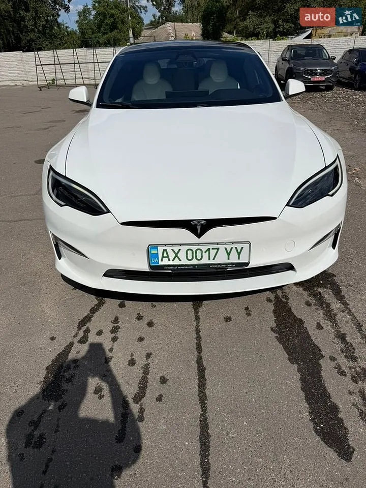 2022 Tesla Model S - мініатюра 19