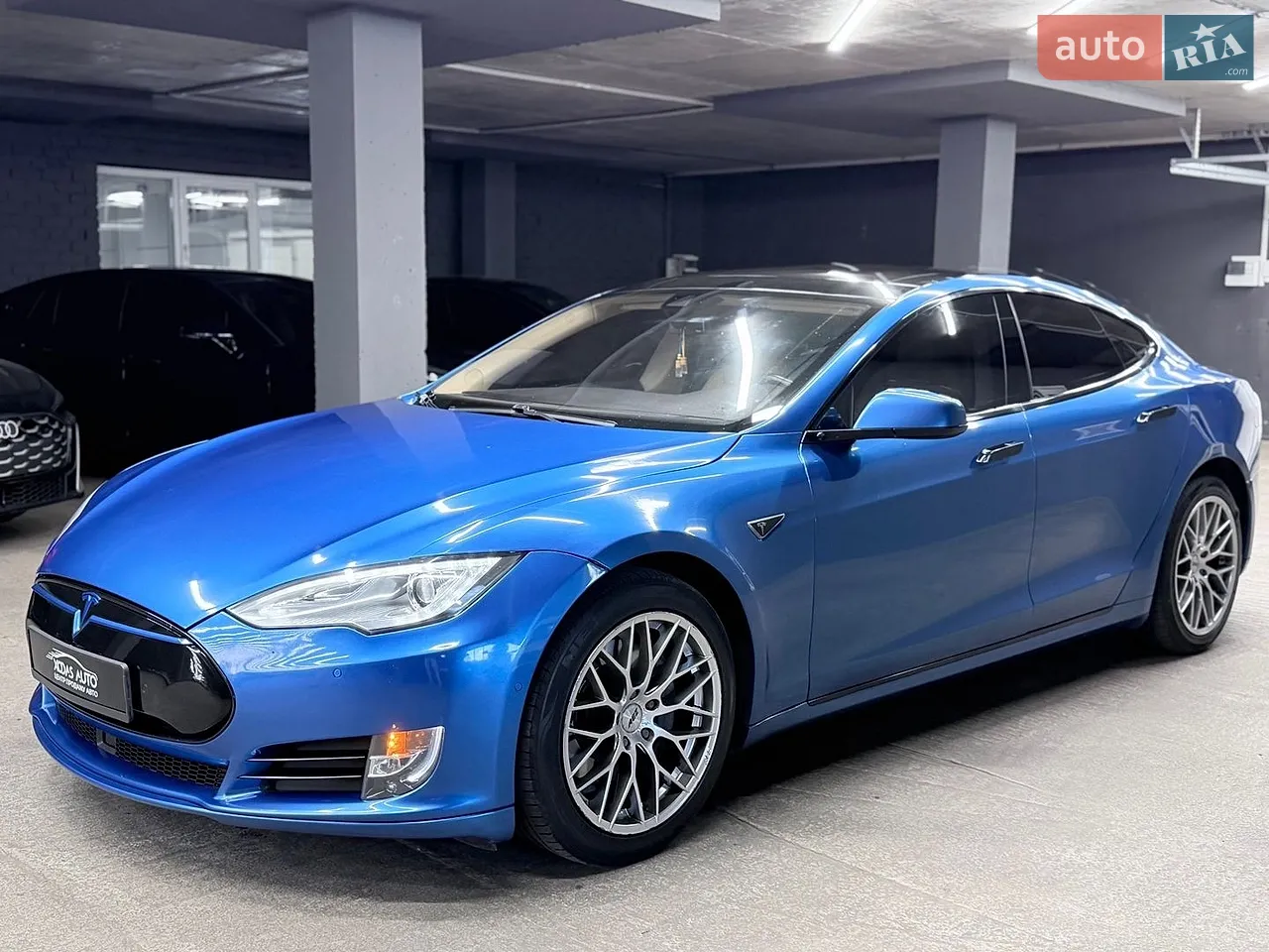 2015 Tesla Model S - мініатюра 21