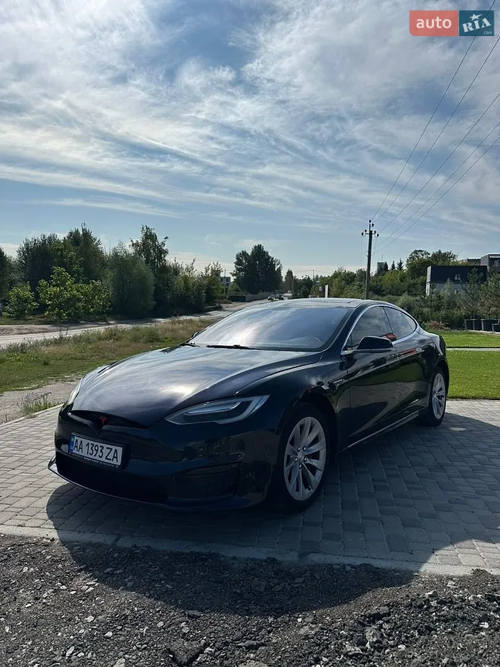 2014 Tesla Model S - мініатюра 17