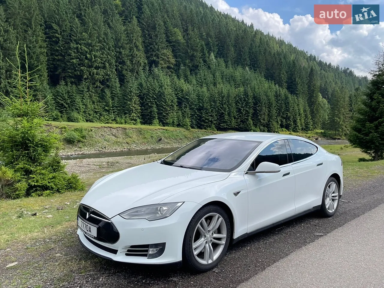 2014 Tesla Model S - мініатюра 19