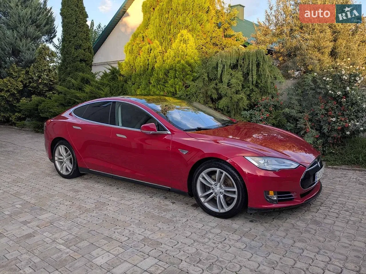 2014 Tesla Model S - мініатюра 16