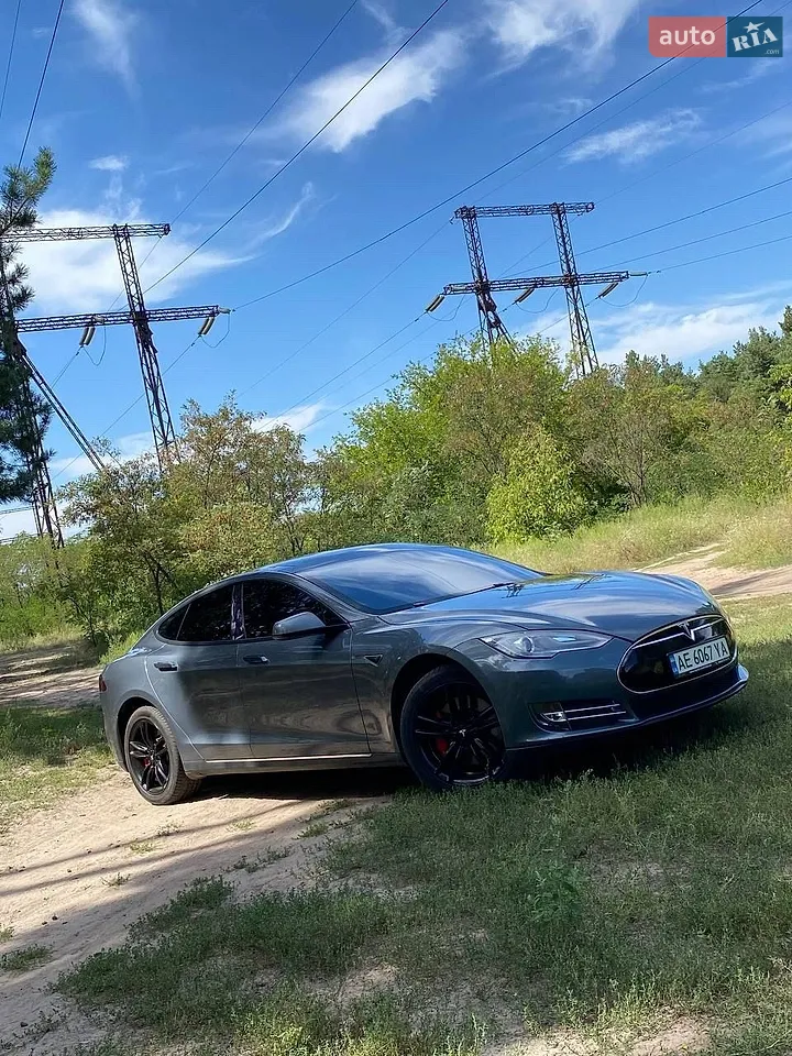2013 Tesla Model S - мініатюра 27