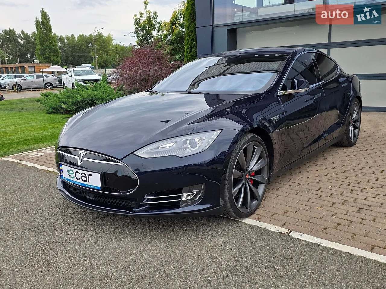 2015 Tesla Model S - мініатюра 37