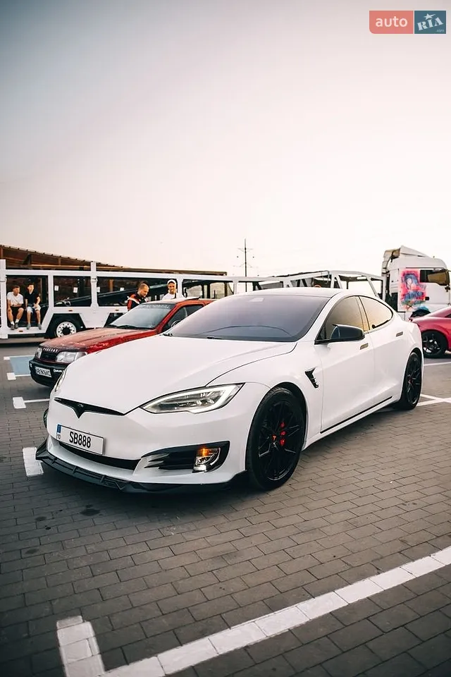 2019 Tesla Model S - мініатюра 17