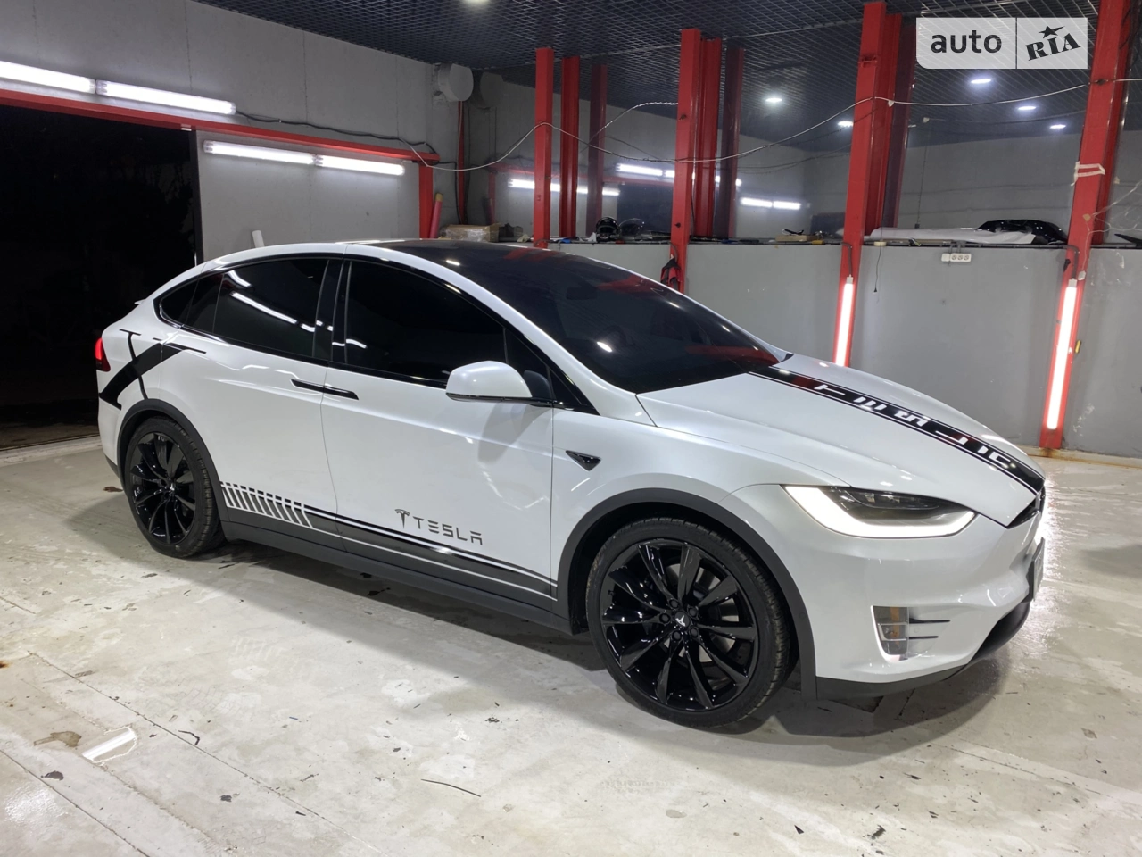 2019 Tesla Model X - мініатюра 25