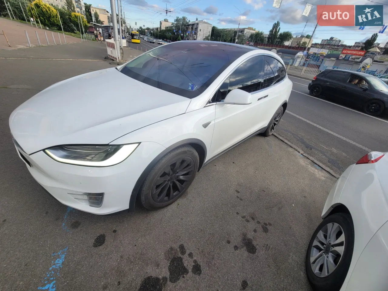 2016 Tesla Model X - мініатюра 15