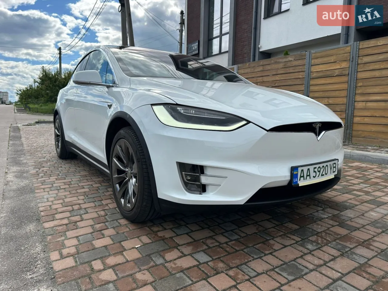 2018 Tesla Model X - мініатюра 27