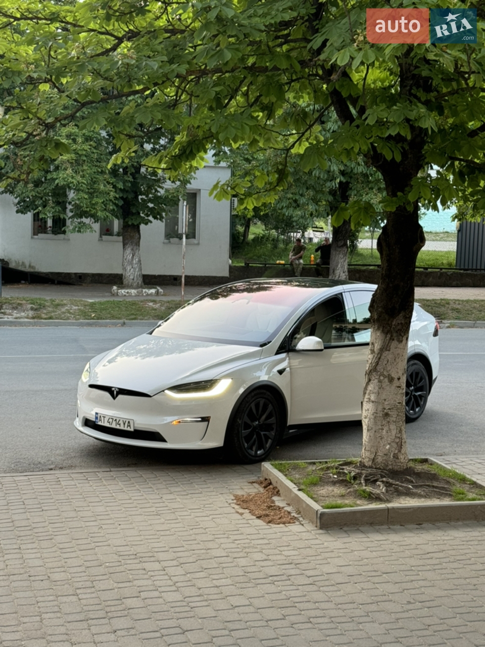 2022 Tesla Model X - мініатюра 32