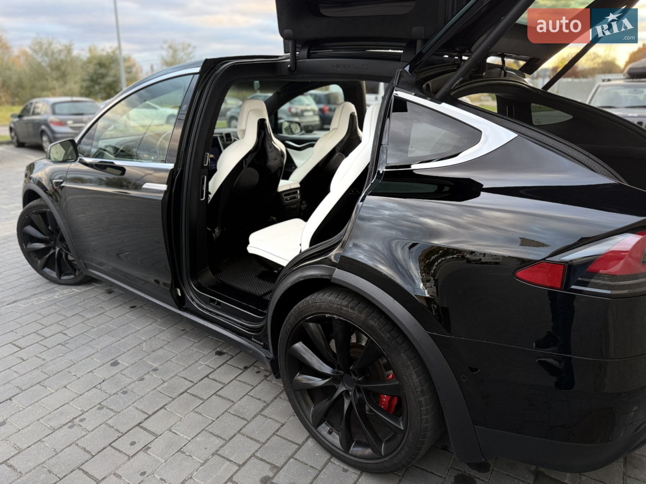 2017 Tesla Model X - мініатюра 80