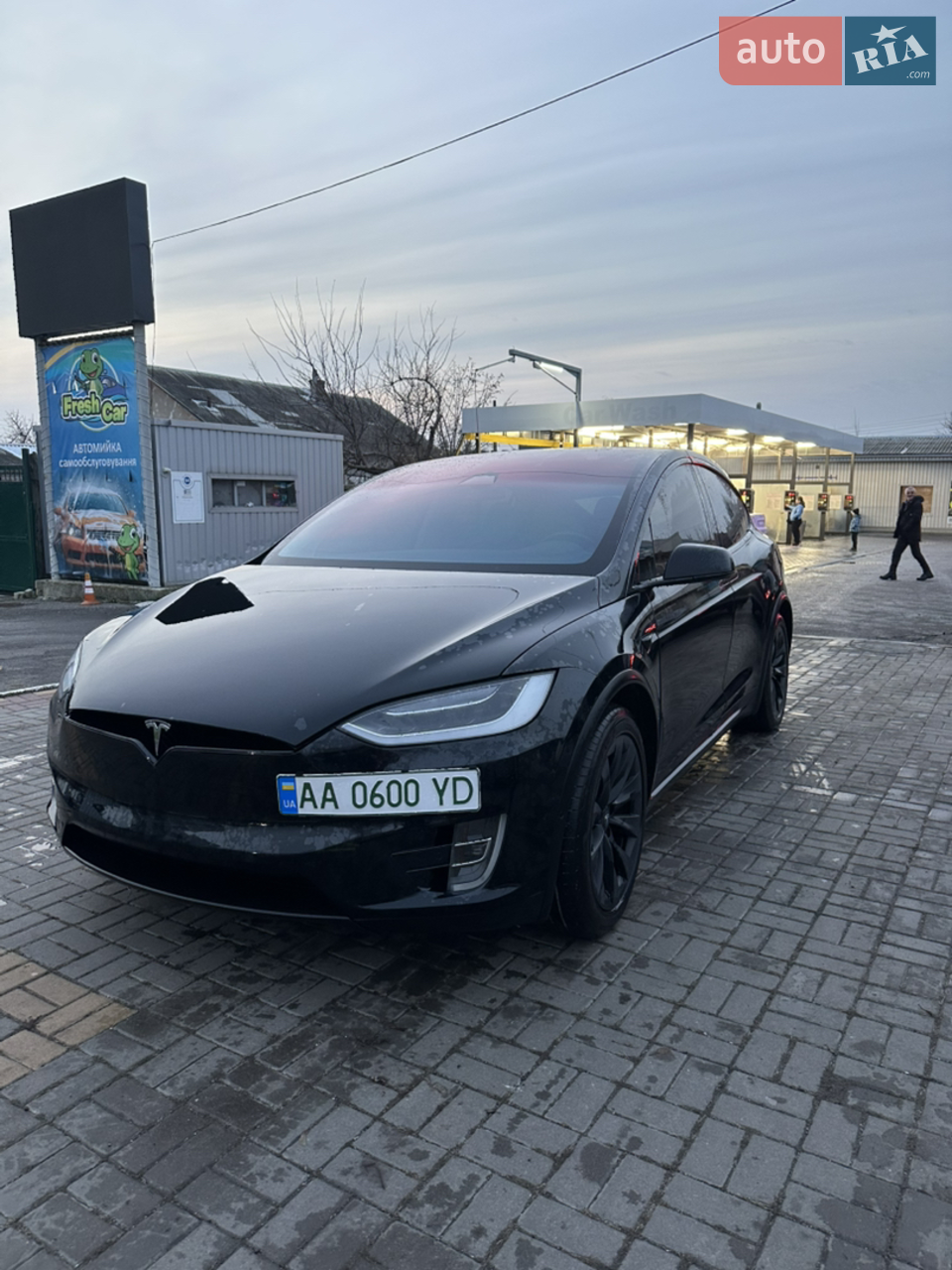 2017 Tesla Model X - мініатюра 16