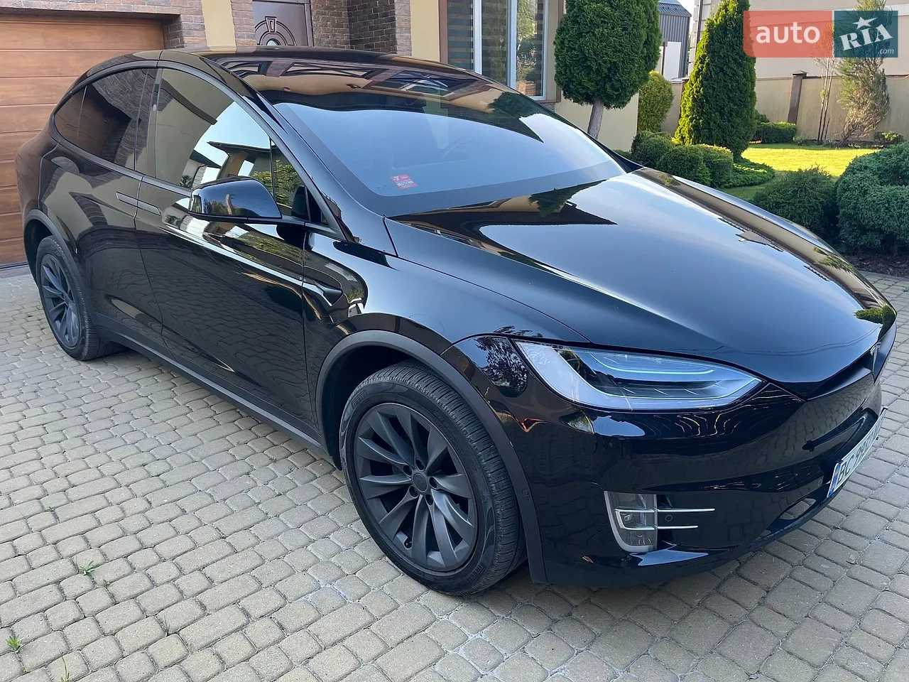 2017 Tesla Model X - мініатюра 32