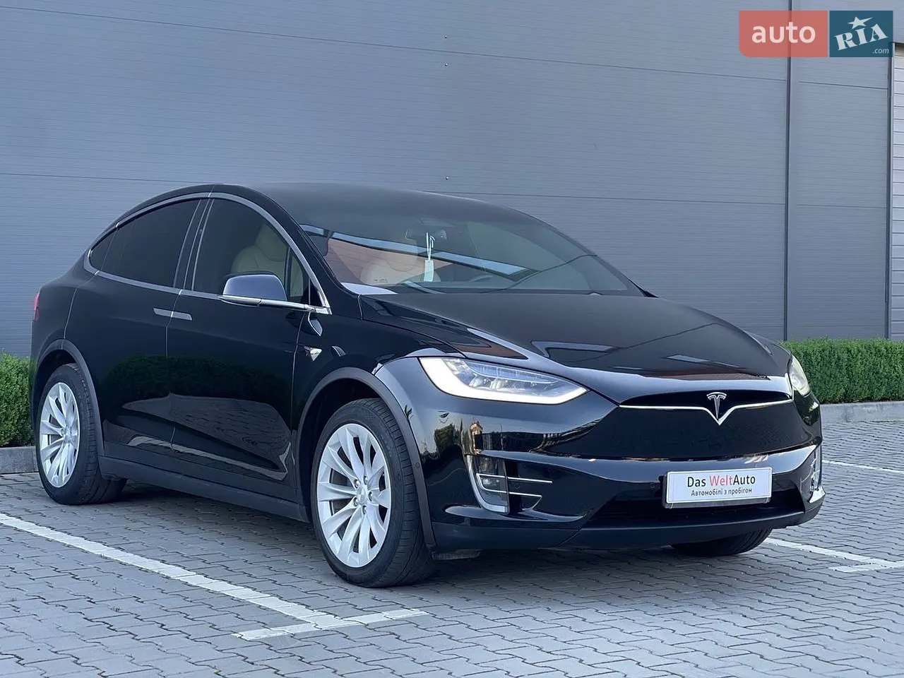 2020 Tesla Model X - мініатюра 35
