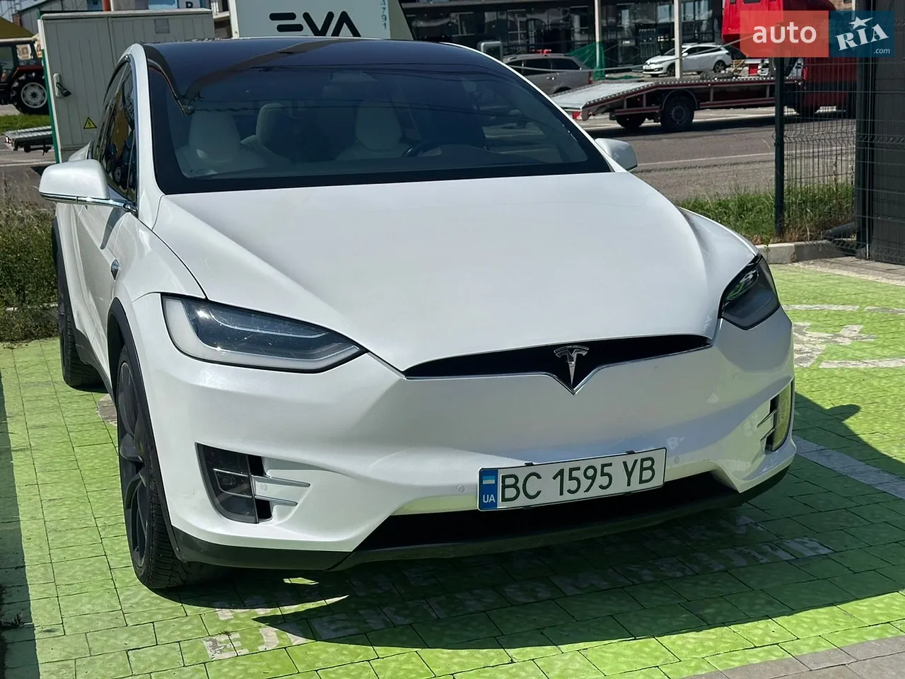 2016 Tesla Model X - мініатюра 32