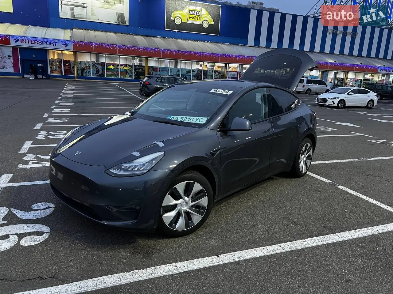 2021 Tesla Model Y - мініатюра 28