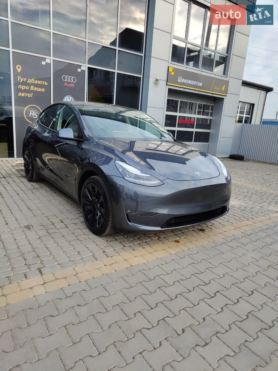 2022 Tesla Model Y - мініатюра 28