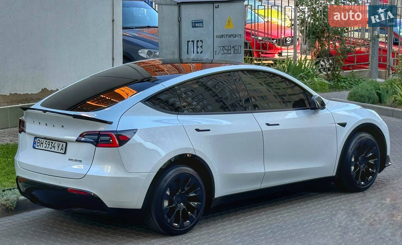 2021 Tesla Model Y - мініатюра 19
