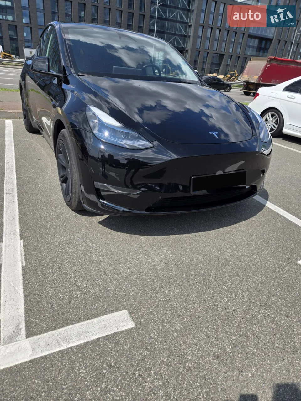 2024 Tesla Model Y - мініатюра 23