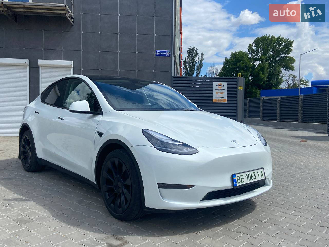 2023 Tesla Model Y - мініатюра 22