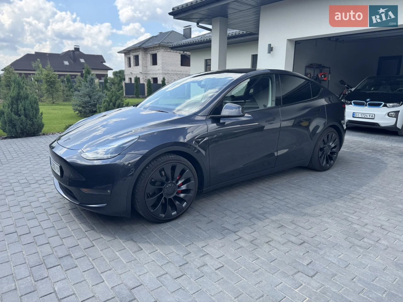 2024 Tesla Model Y - мініатюра 26