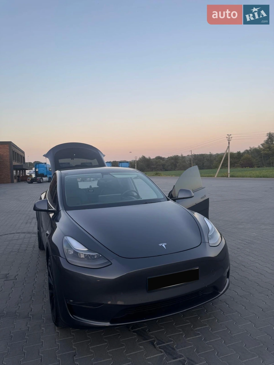 2021 Tesla Model Y - мініатюра 19