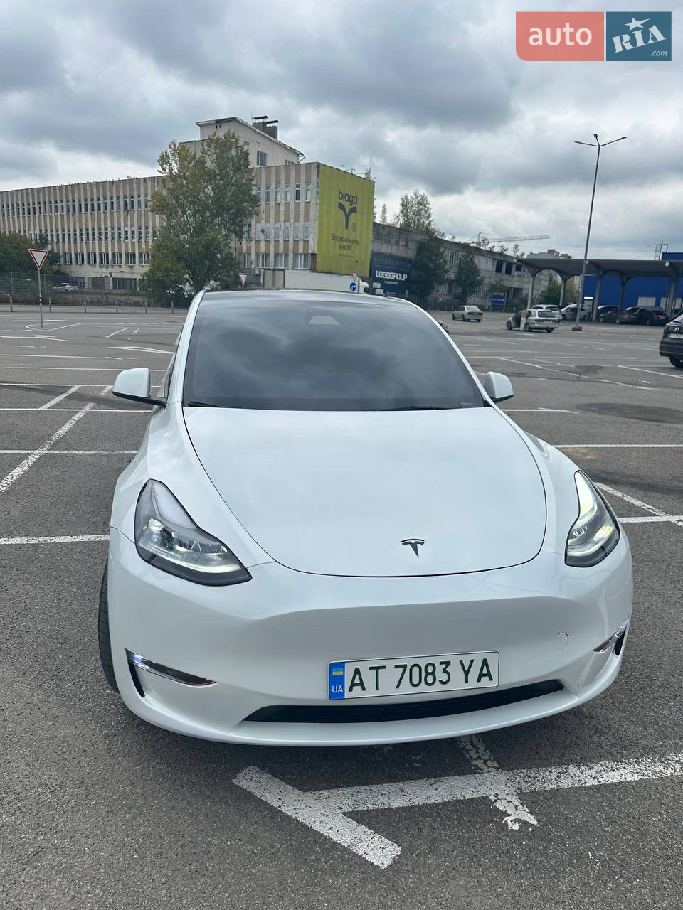 2024 Tesla Model Y - мініатюра 21