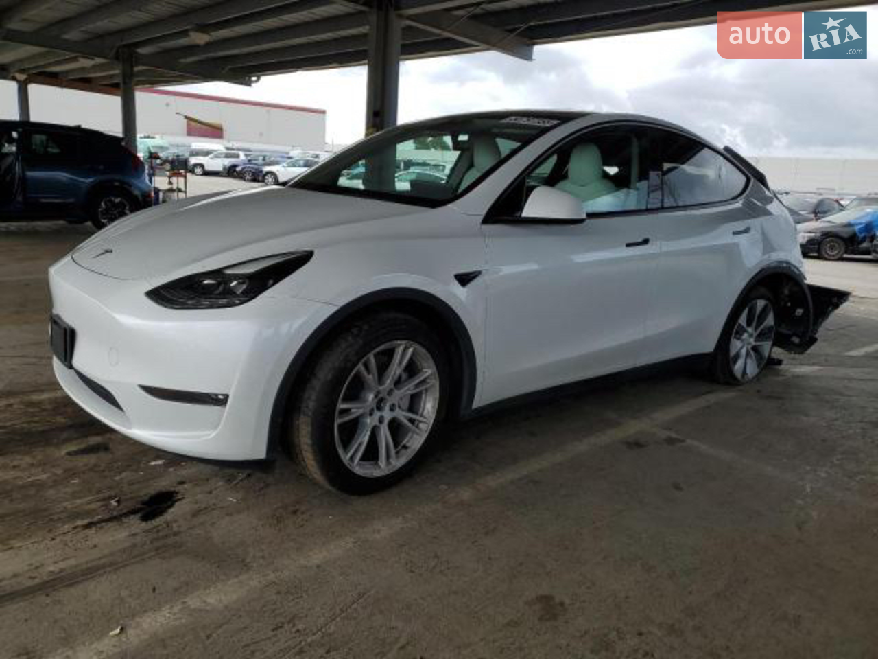2022 Tesla Model Y - мініатюра 15
