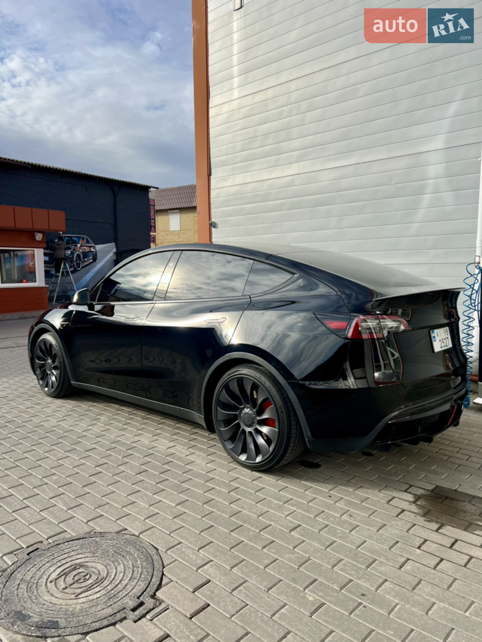 2023 Tesla Model Y - мініатюра 28