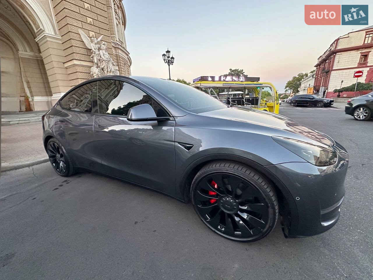 2022 Tesla Model Y - мініатюра 19