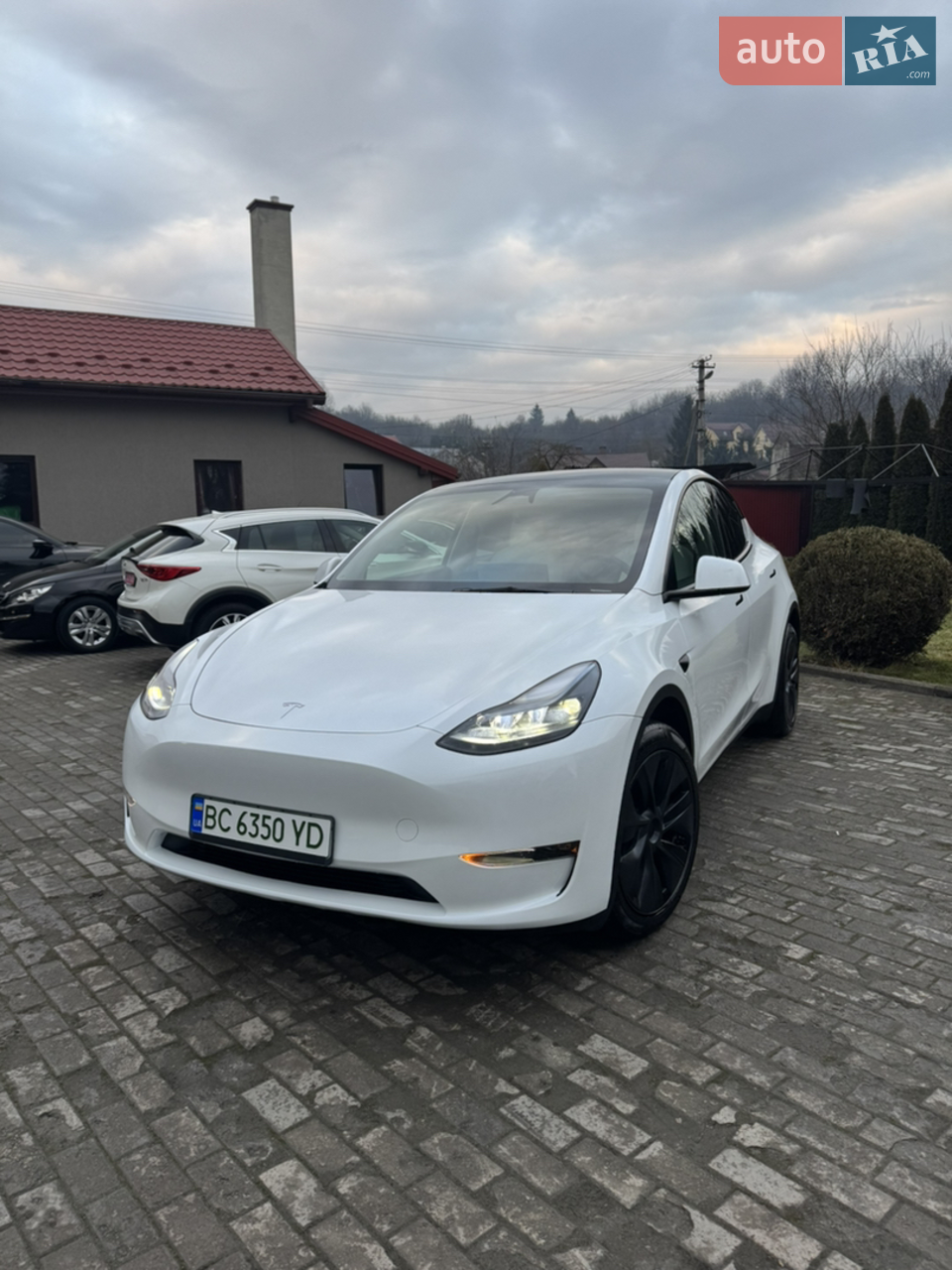 2024 Tesla Model Y - мініатюра 23