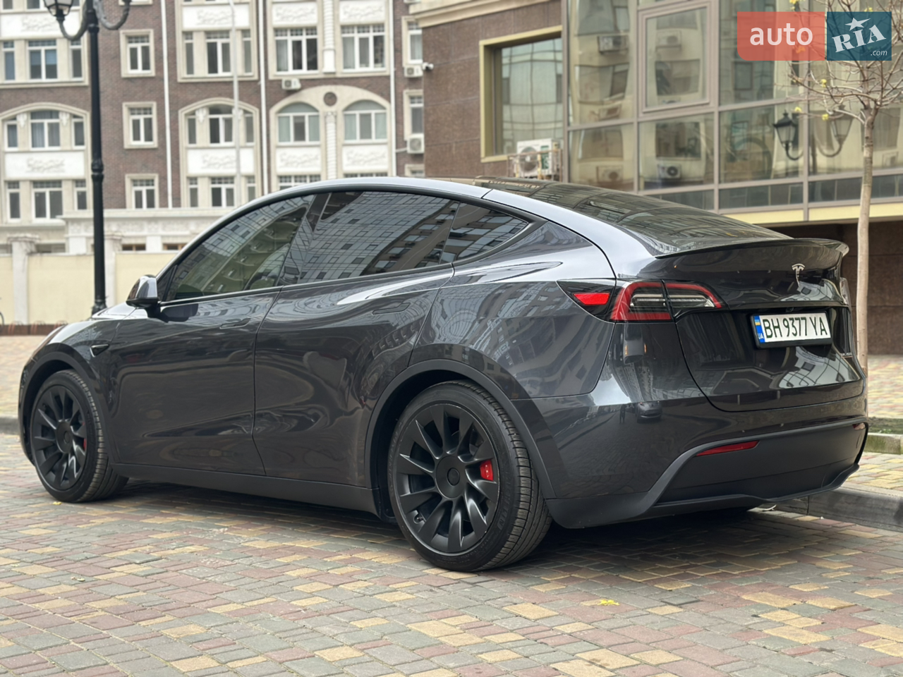 2024 Tesla Model Y - мініатюра 18