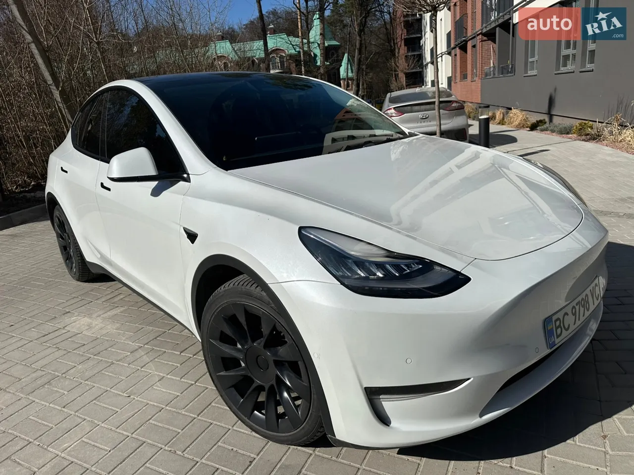 2021 Tesla Model Y - мініатюра 23