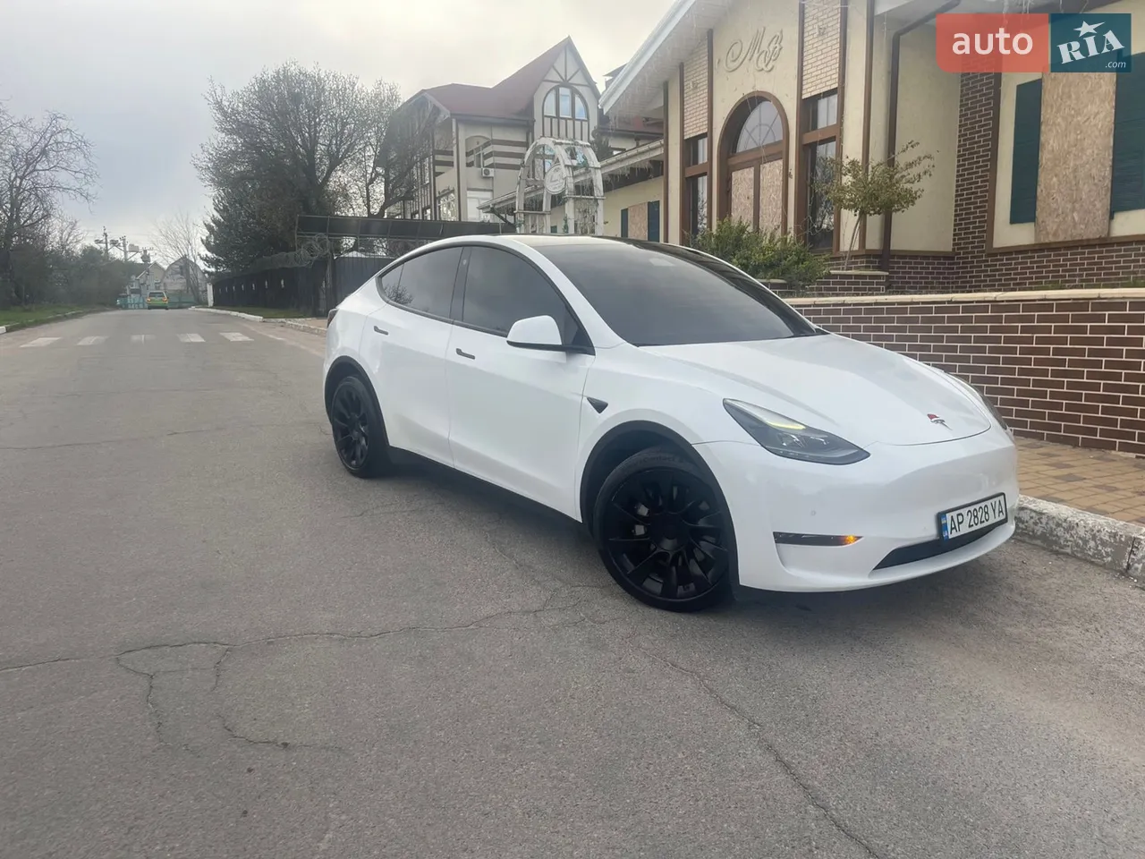2022 Tesla Model Y - мініатюра 17