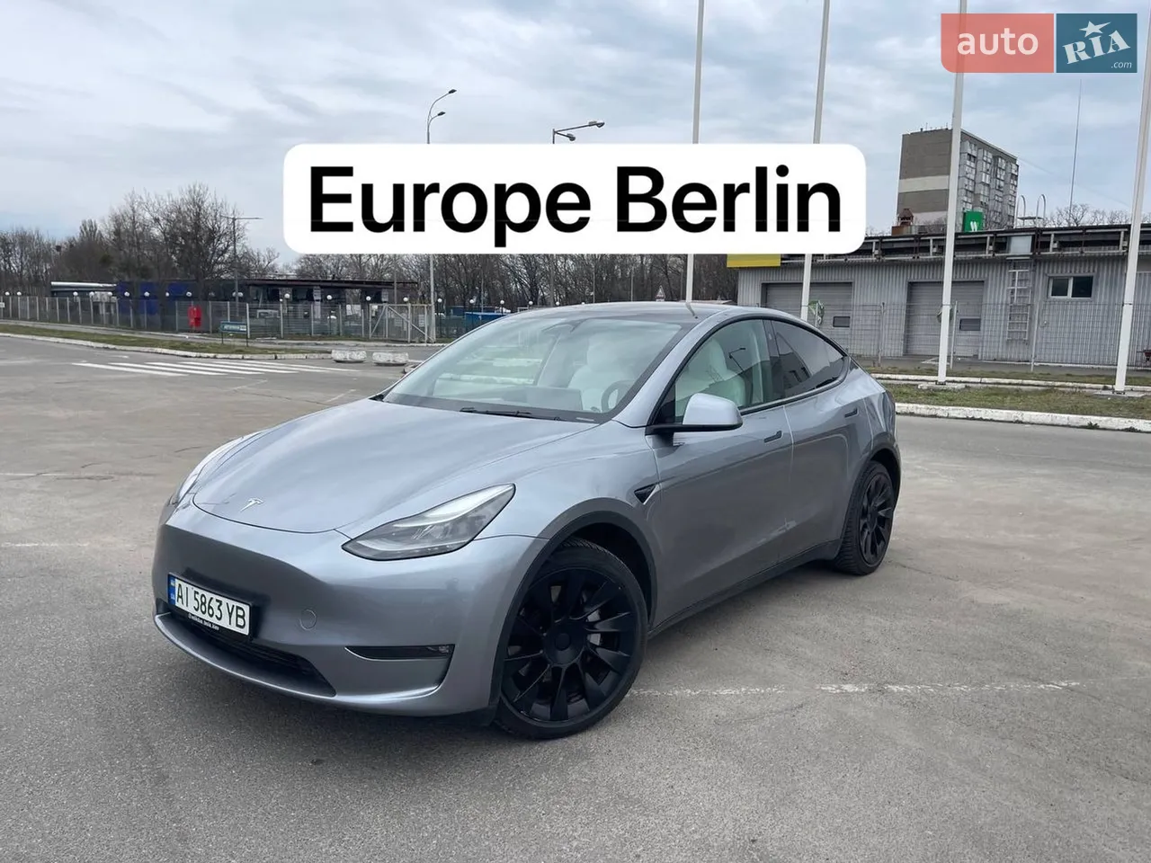 2024 Tesla Model Y - мініатюра 21