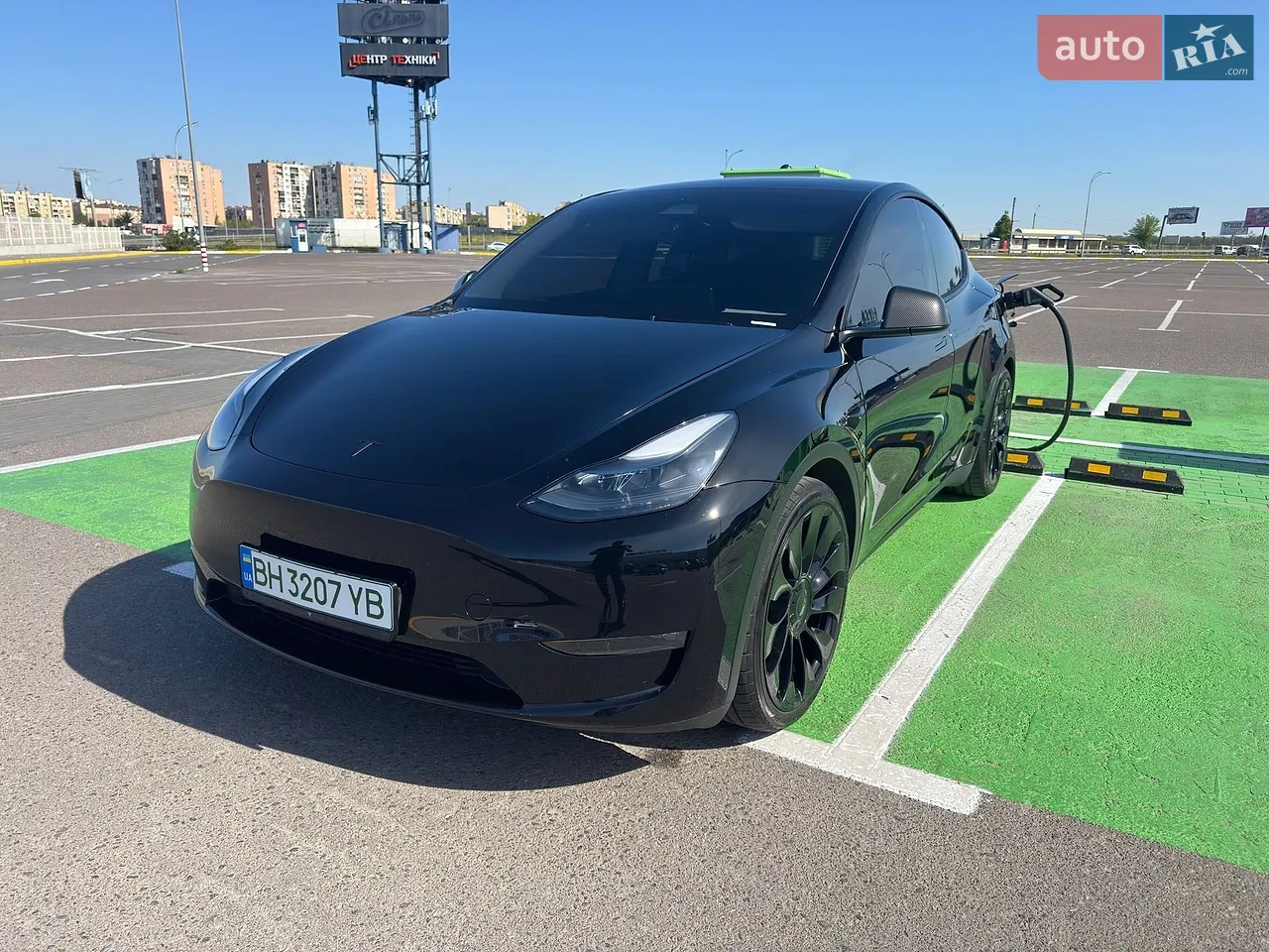 2023 Tesla Model Y - мініатюра 182