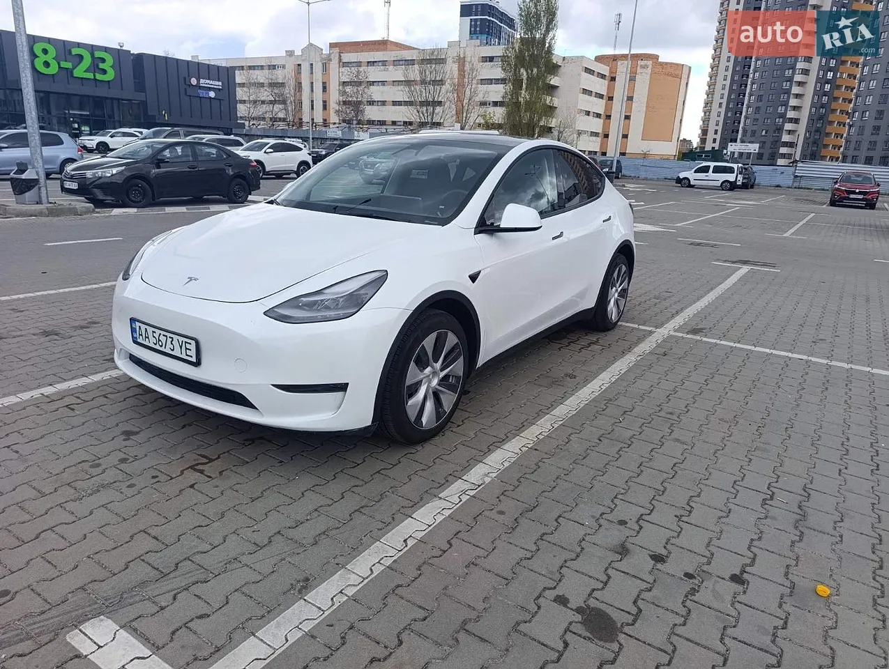 2024 Tesla Model Y - мініатюра 28