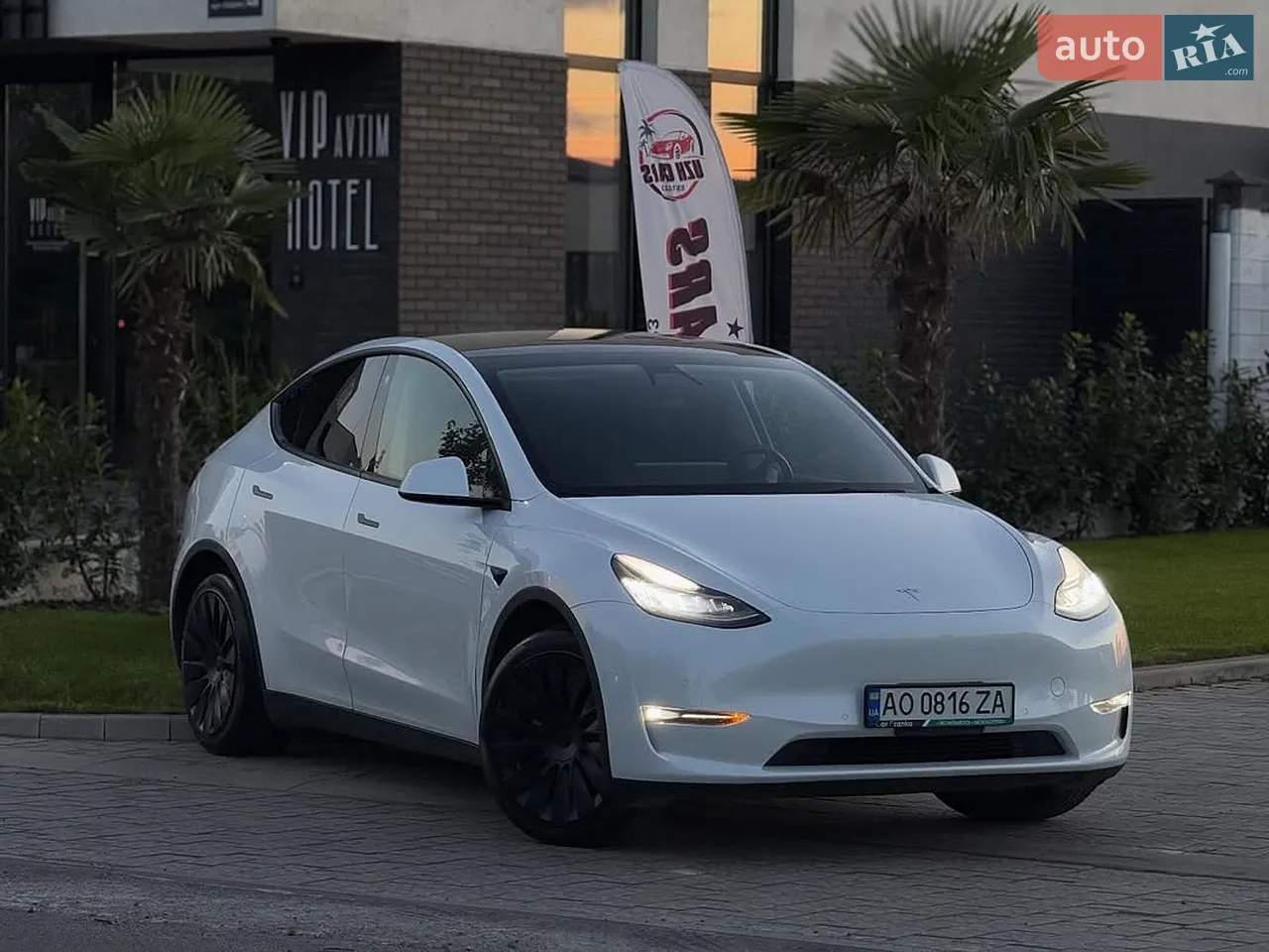 2021 Tesla Model Y - мініатюра 19