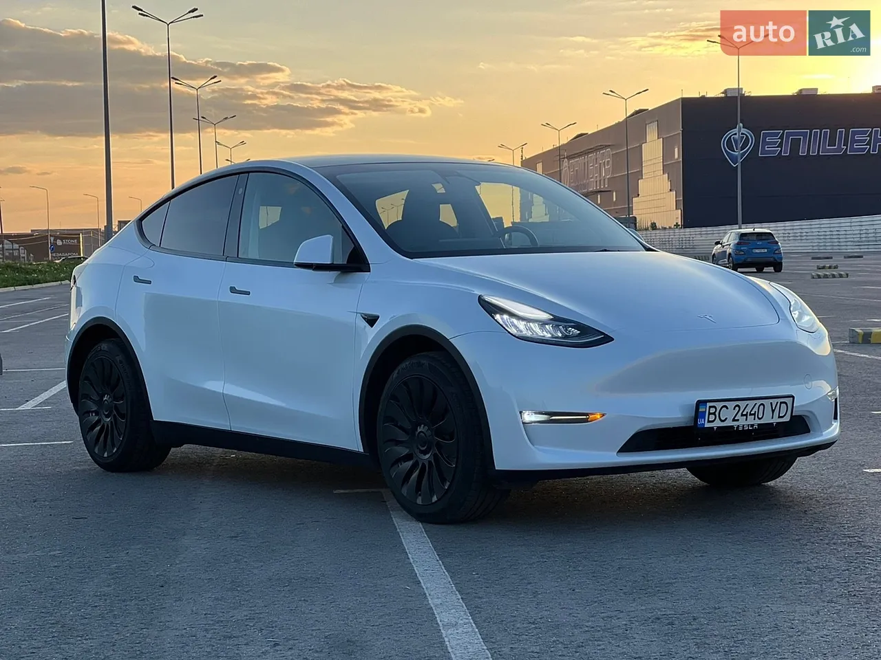 2023 Tesla Model Y - мініатюра 29